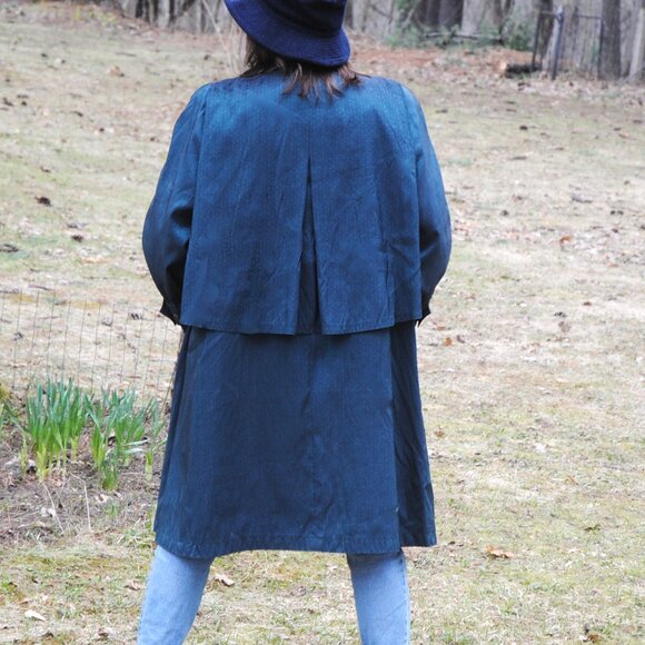 80s Raincoat with Zip Out Liner iridescent blue, Swing Style trench coat Sz 8 - Picture 3 of 7